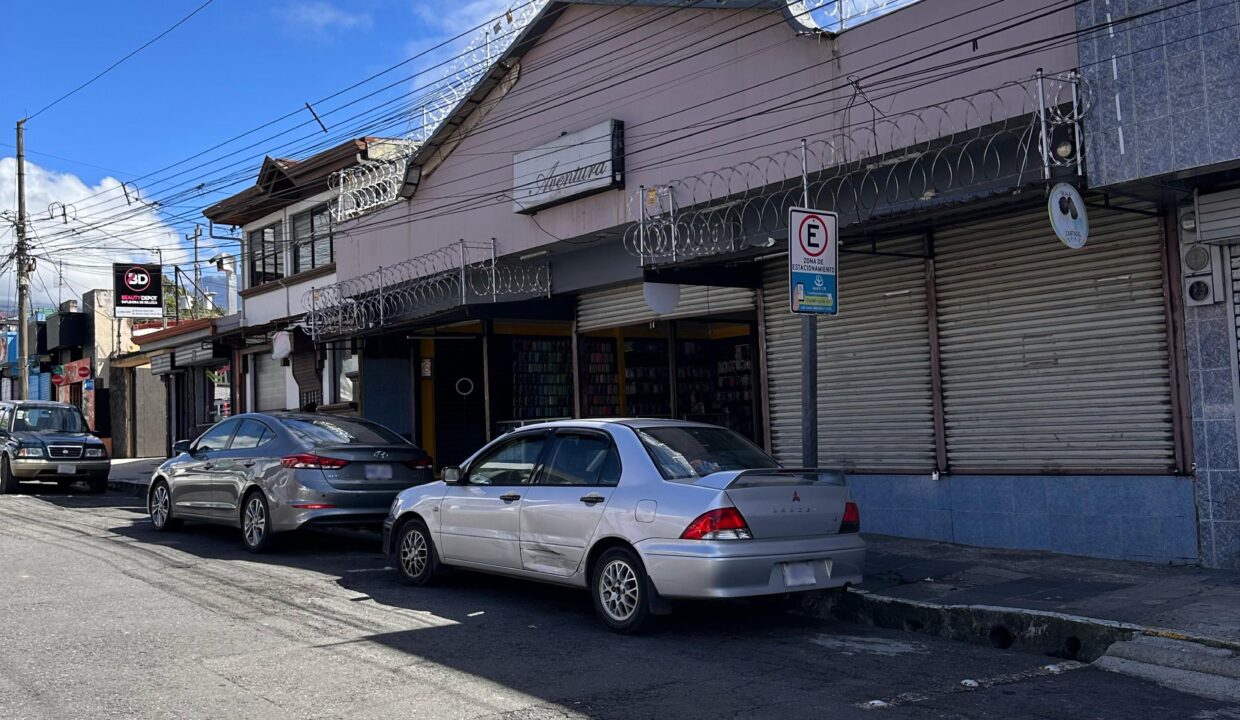 WhatsApp Image 2025-05-04 at 19.11.41 (1)