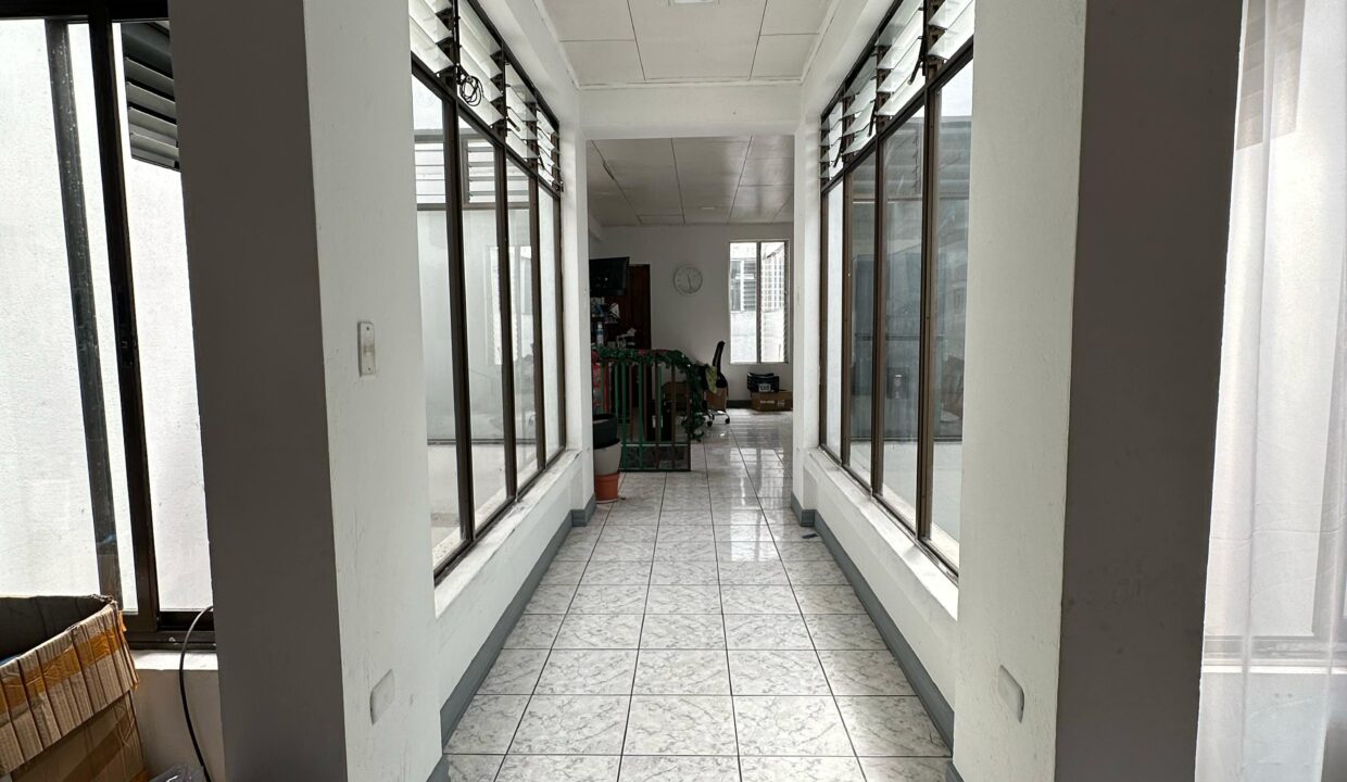 WhatsApp Image 2025-05-04 at 19.11.41