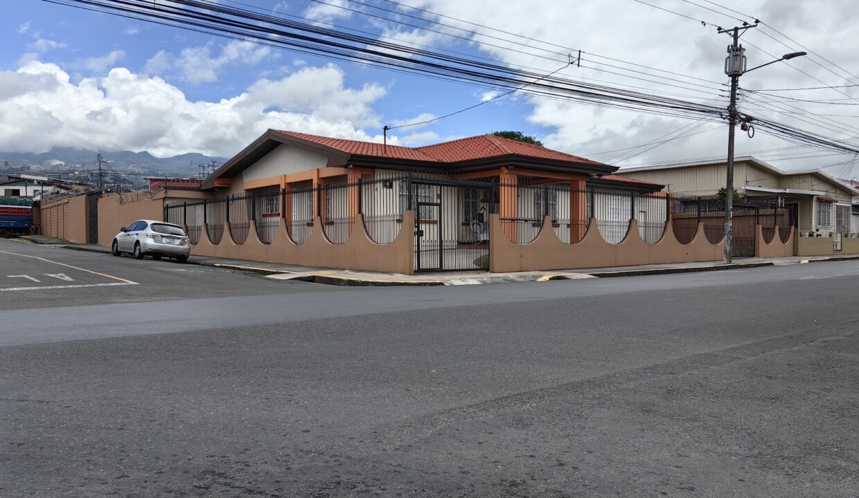 Casa Molino 2025-04-23 at 15.37.19