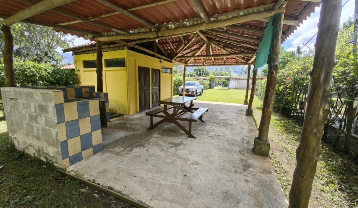 WhatsApp Image 2025-11-27 at 18.57.22 (1)