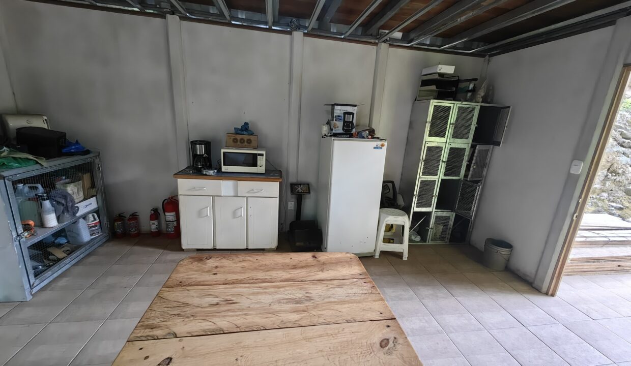 WhatsApp Image 2025-11-27 at 19.01.49 (2)