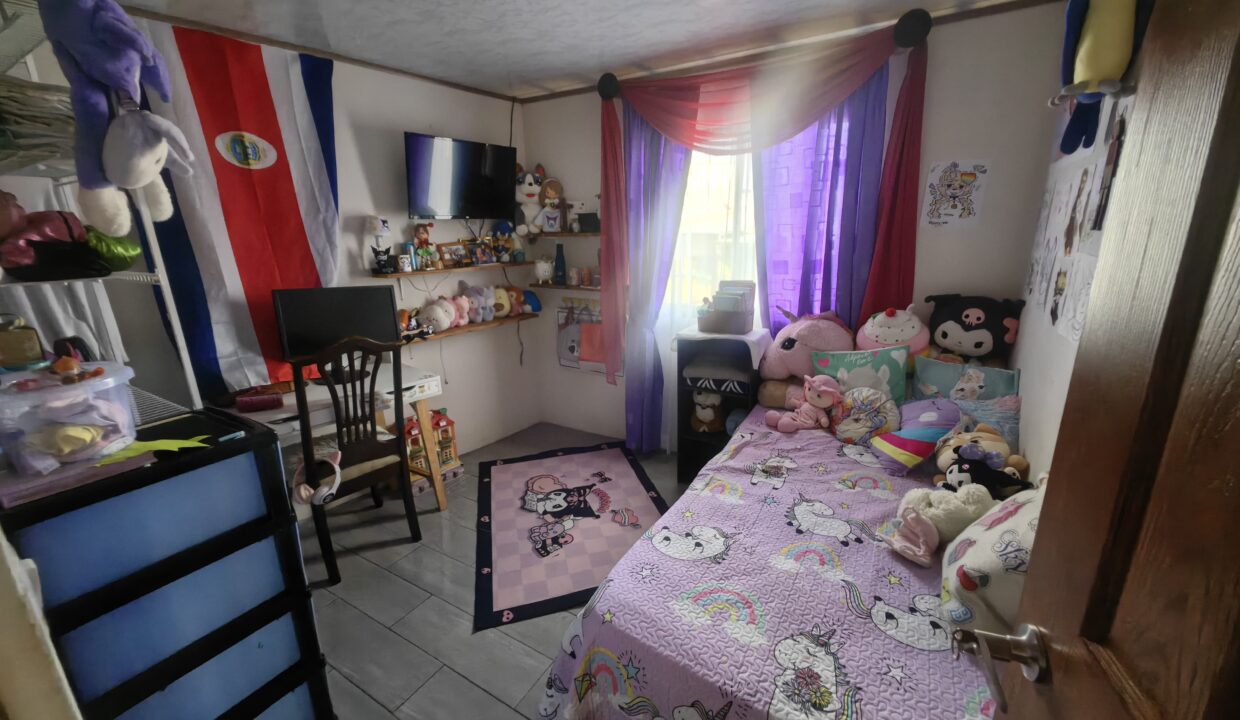 WhatsApp Image 2025-12-08 at 10.45.21 (1)