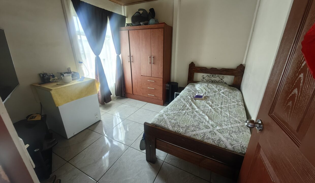 WhatsApp Image 2025-12-08 at 10.45.21