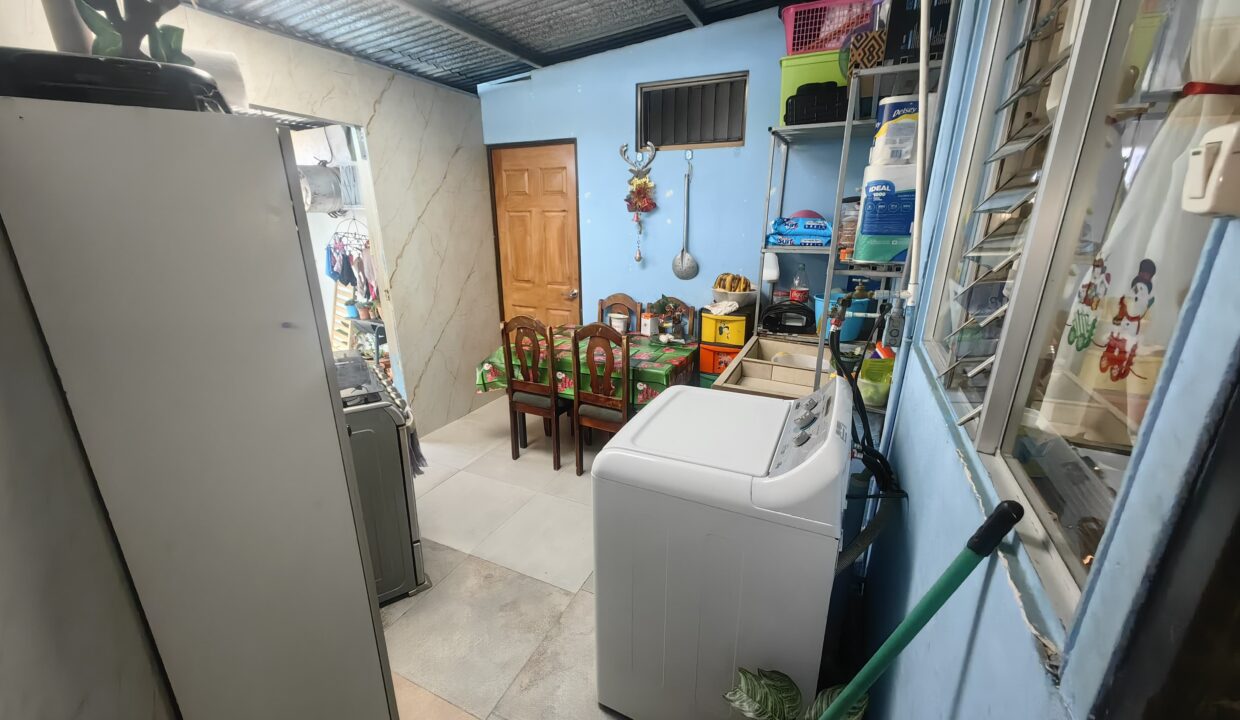 WhatsApp Image 2025-12-08 at 10.45.40 (3)