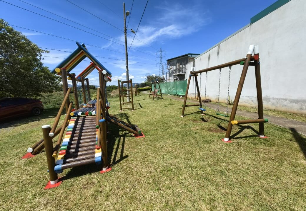 WhatsApp Image 2025-11-07 at 13.49.27