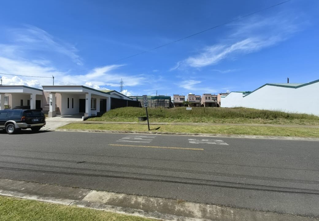 WhatsApp Image 2025-11-07 at 13.49.27 (4)