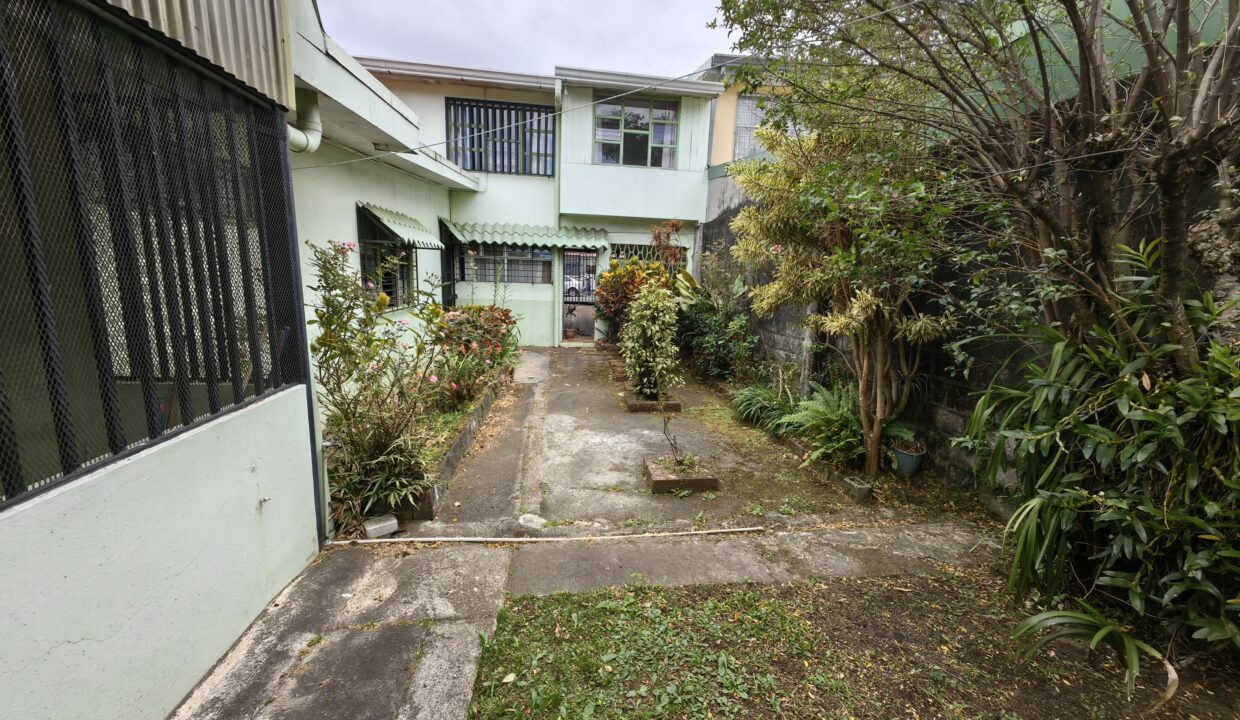 WhatsApp Image 2026-02-11 at 18.32.21