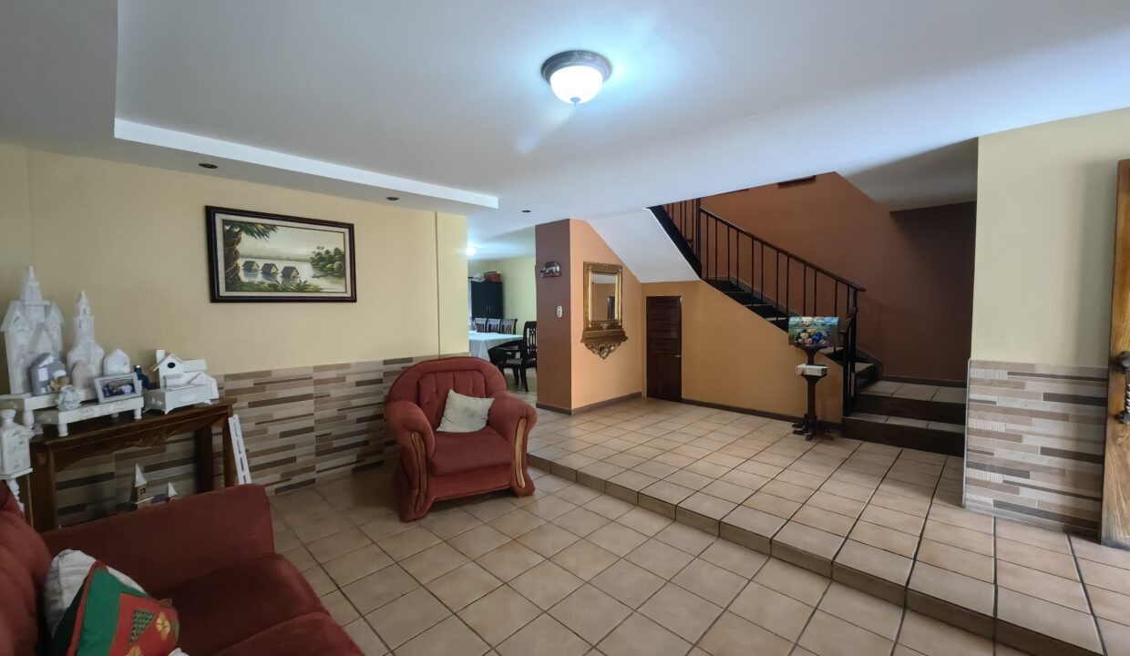 WhatsApp Image 2026-03-06 at 12.07.03