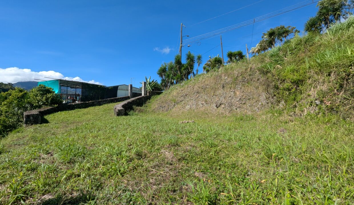 WhatsApp Image 2026-03-09 at 18.10.27 (1)