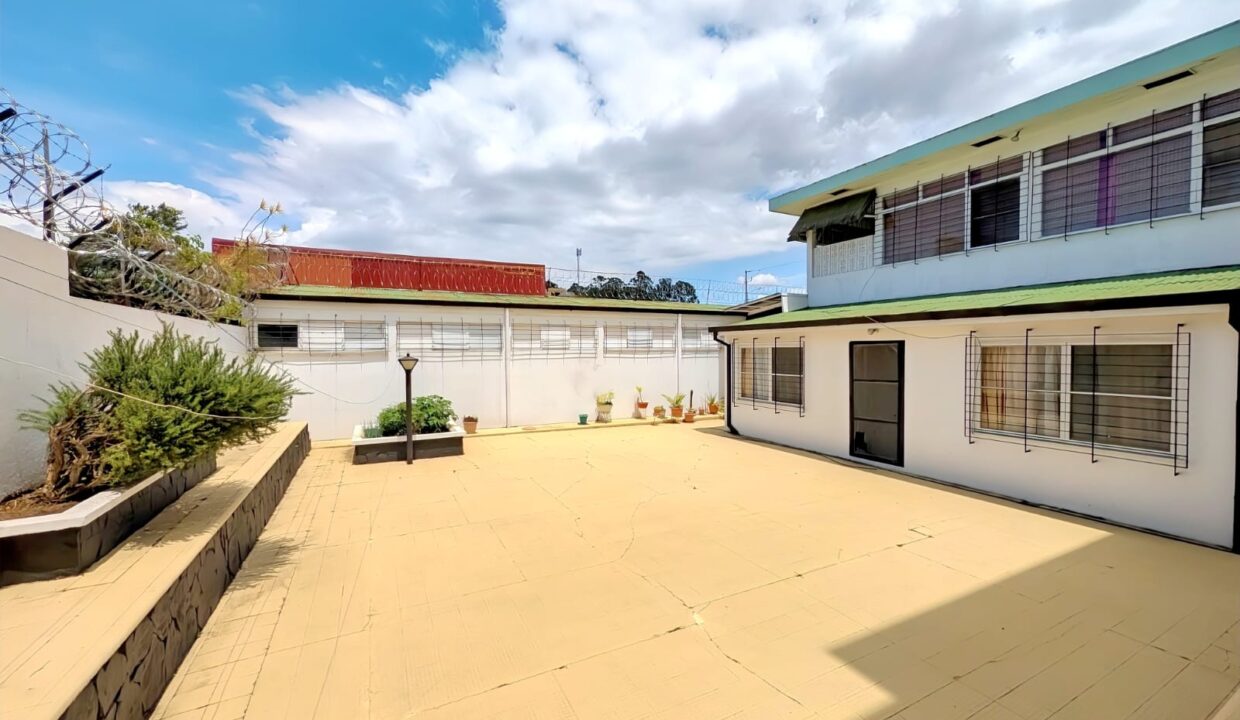 WhatsApp Image 2026-04-16 at 02.28.16